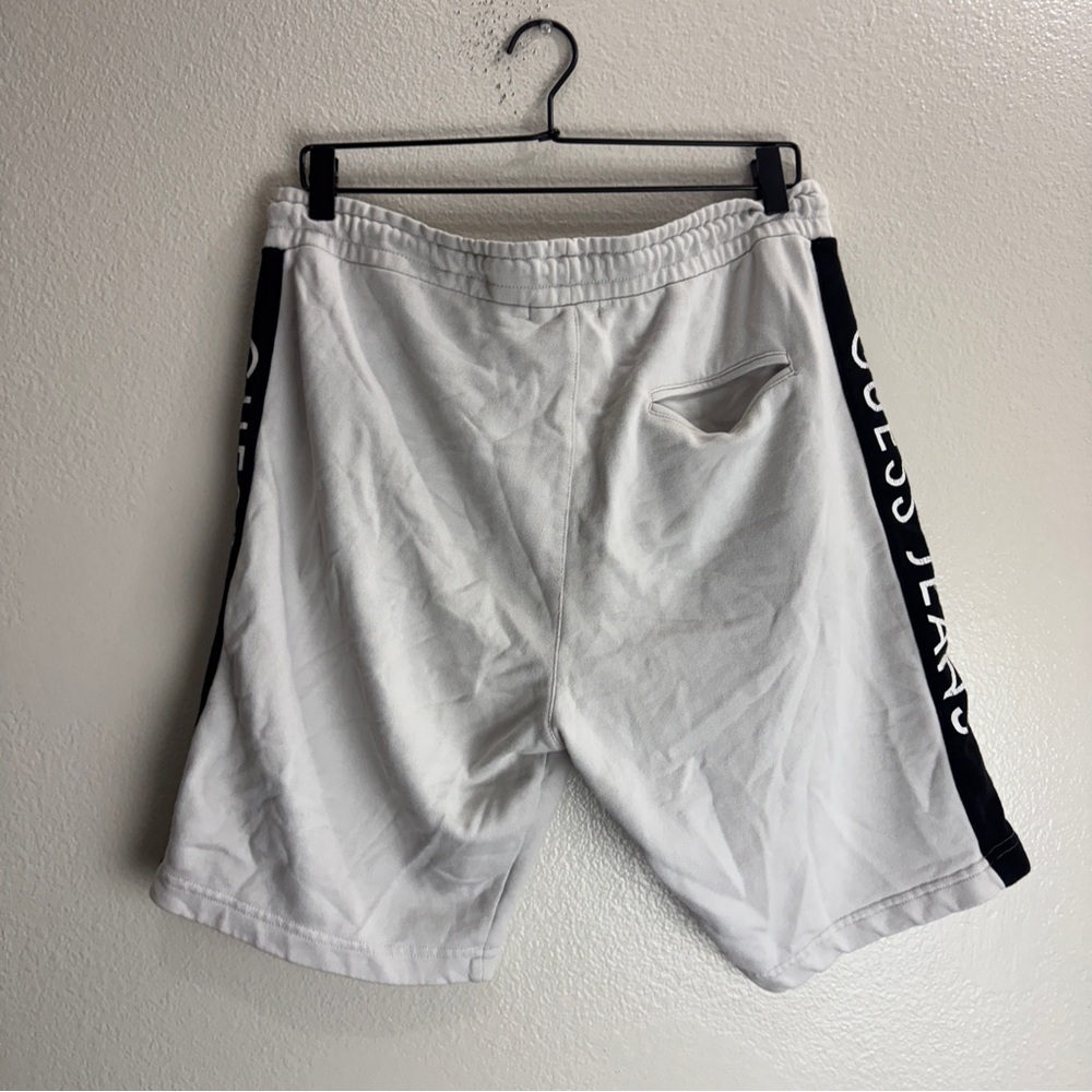 Guess Shorts Vintage Size Medium - Picture 5 of 8